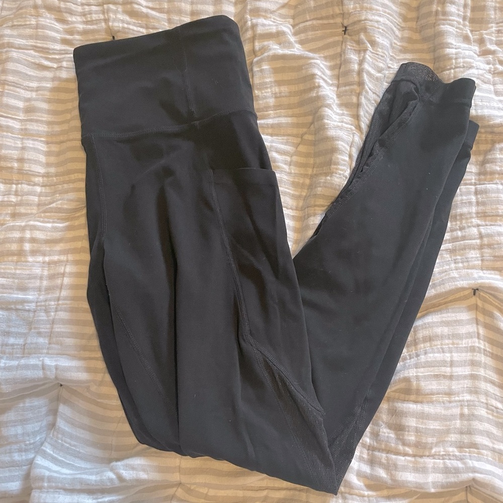 Mesh detail leggings